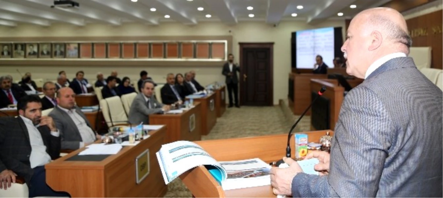 Başkan Sekmen," Erzurum\'da, 2014 Yılında Bir Kalkınma Hamlesi Başlattık"