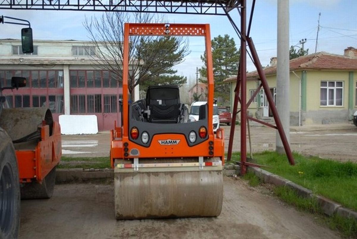 Bolvadin Belediyesi Araç Parkurunu Genişletti