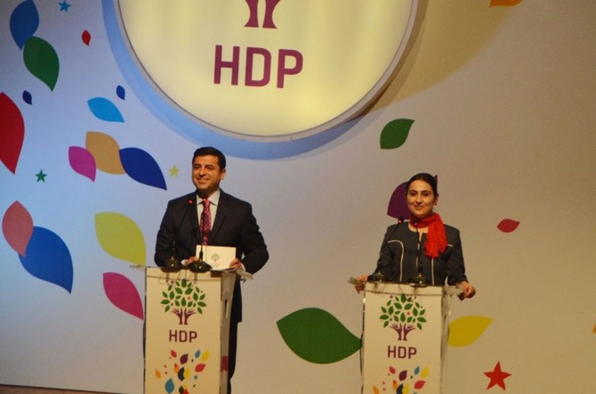Hdp\'li Figen Yüksekdağ: "Hdp\'yi Barajın Altına İtme Planları Hayata Geçirilebilir"
