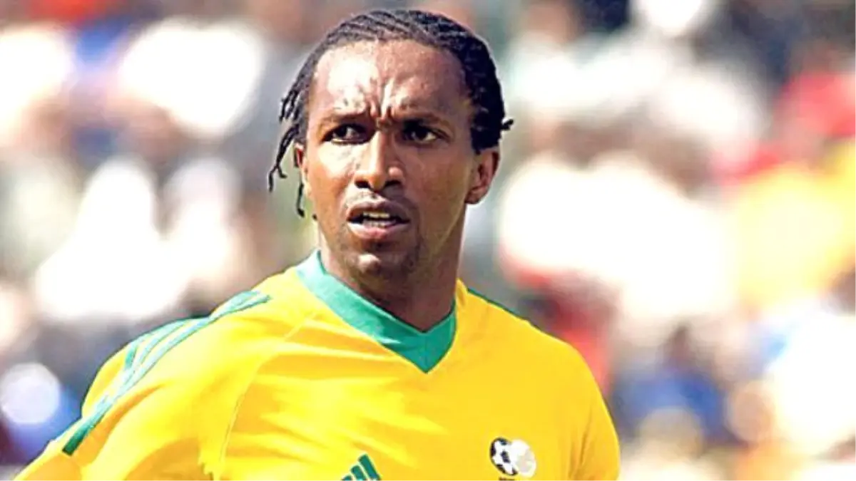 John Leshiba Moshoeu (Moshe) kimdir ?