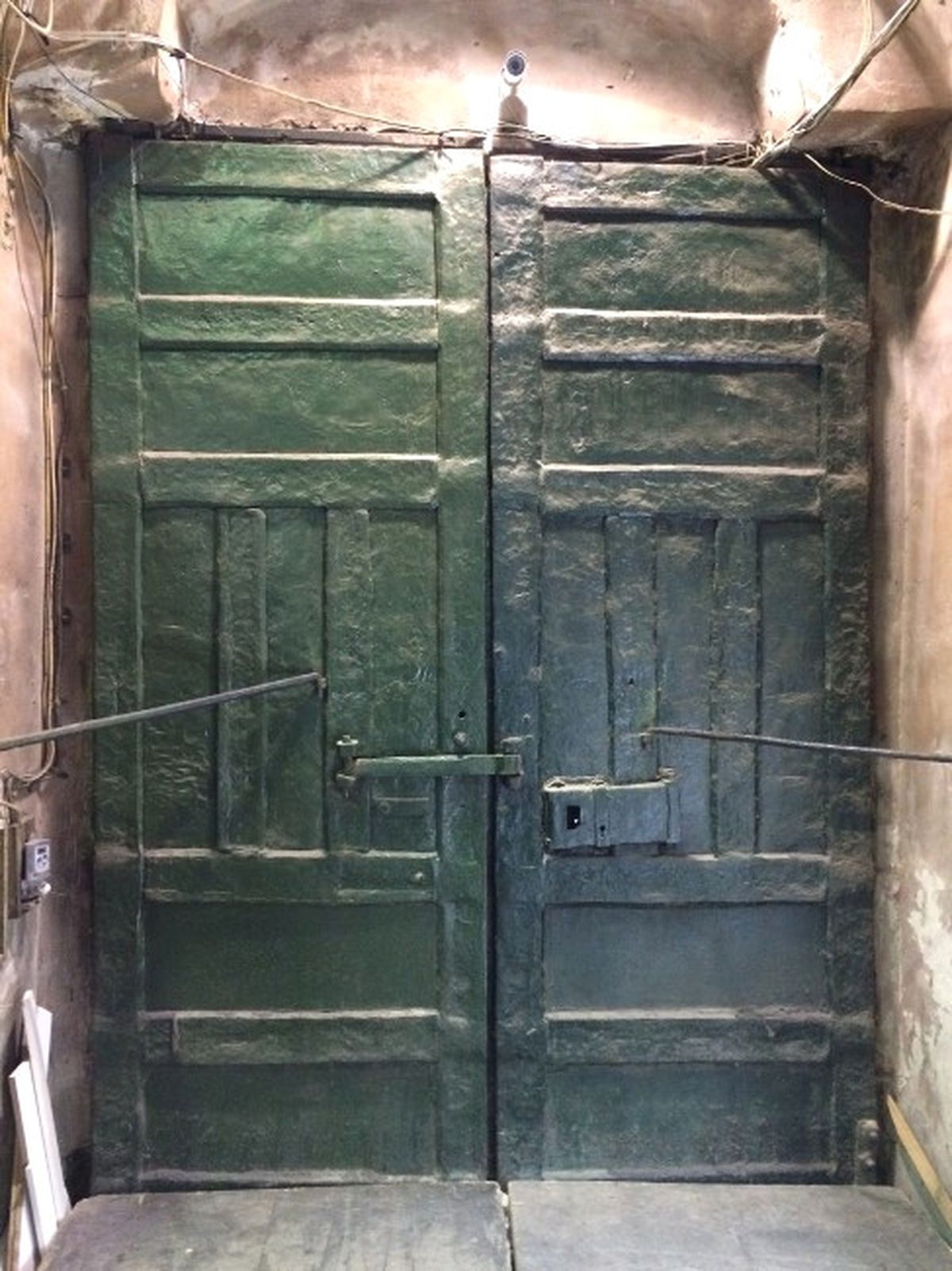 Kapalı Çarşı\'daki Bedesten Esnafının Eylemi Sürüyor