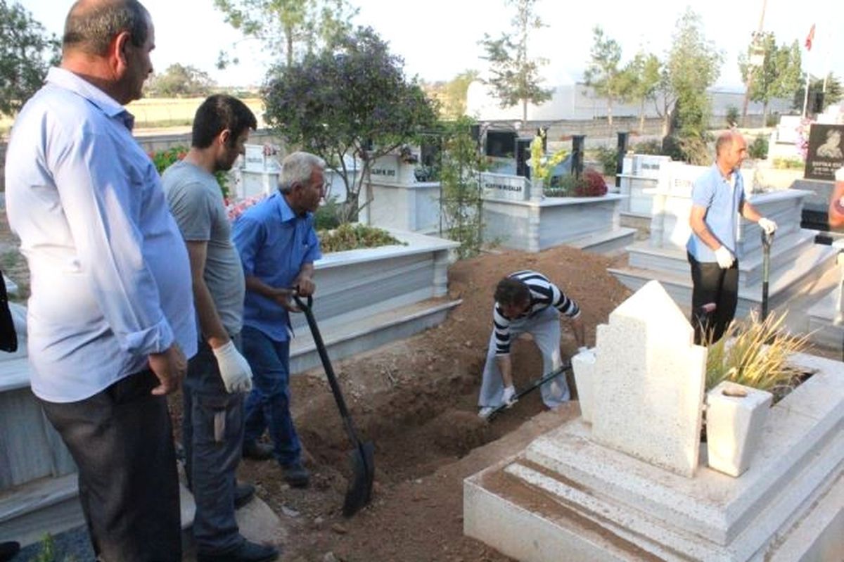 KKTC\'de Karışan Cenazeler Karmaşaya Neden Oldu