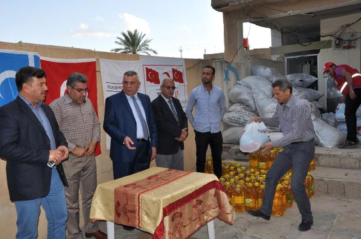 Türk Kızılayı Yardımı Tuzhurmatu\'daki Göçmenlere Ulaştı
