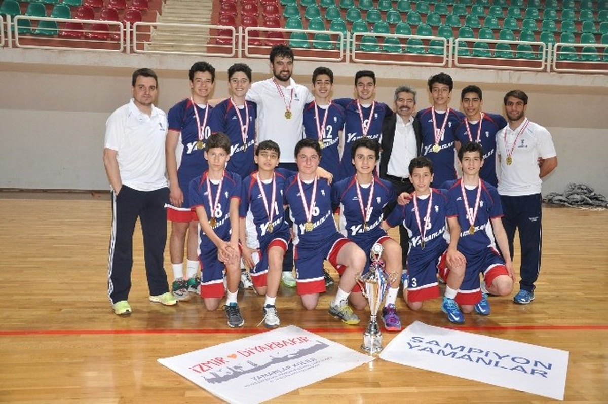 Yamanlar Voleybol\'da Yine Türkiye Şampiyonu