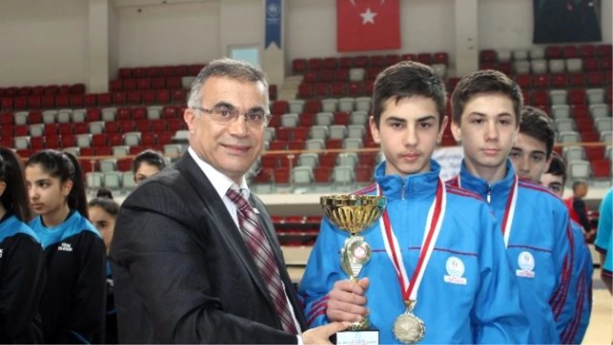 Yıldızlar Badminton Türkiye Şampiyonası Sona Erdi