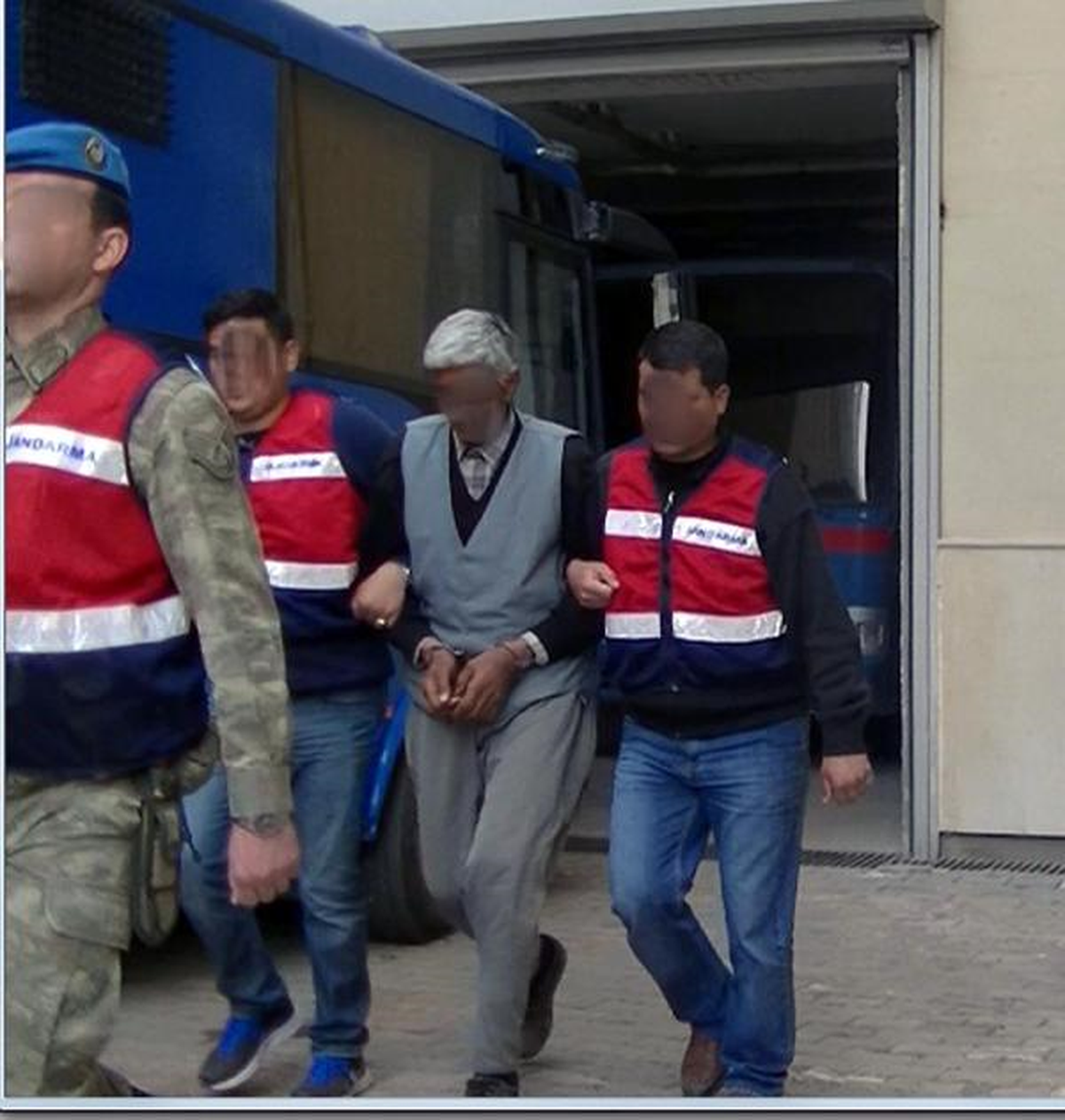 Baba ve Oğlunu Öldüren Zanlı, 10 Yıl Sonra Yakalandı