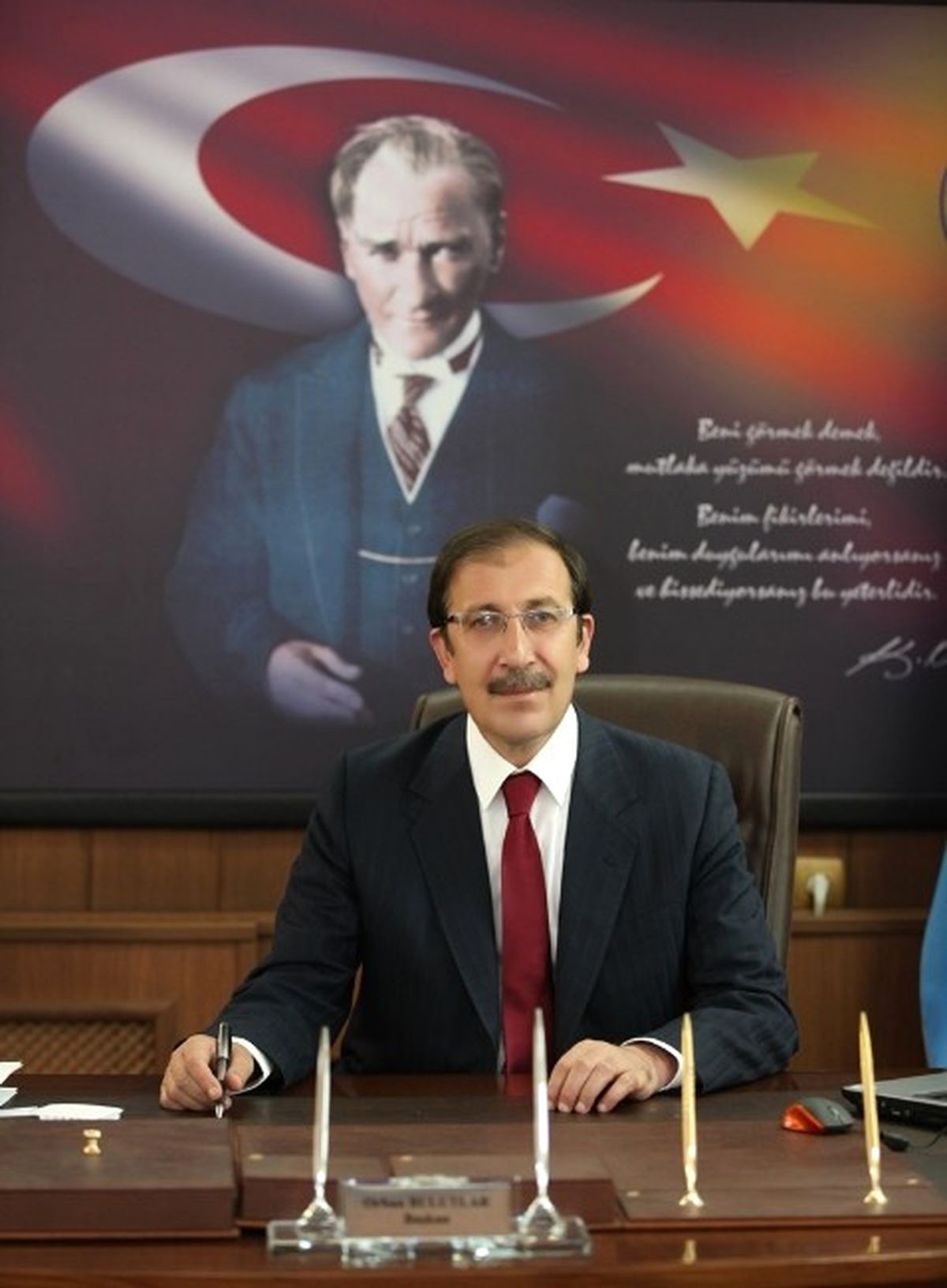 Palandöken Belediye Başkanı\'ndan 23 Nisan Mesajı