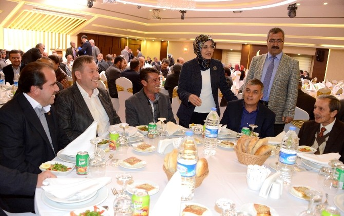 Başkan Toru Muhtarlarla Bir Araya Geldi