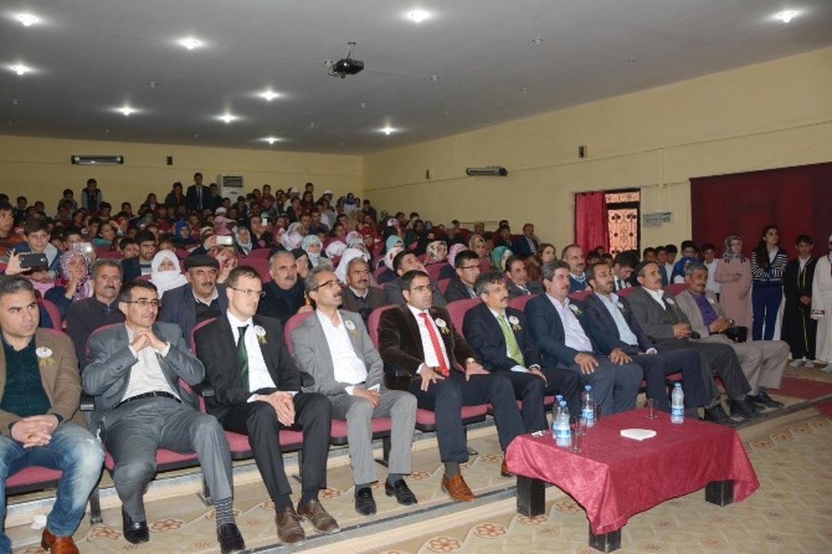 Çatak\'ta Kutlu Doğum Haftası Ektikliği