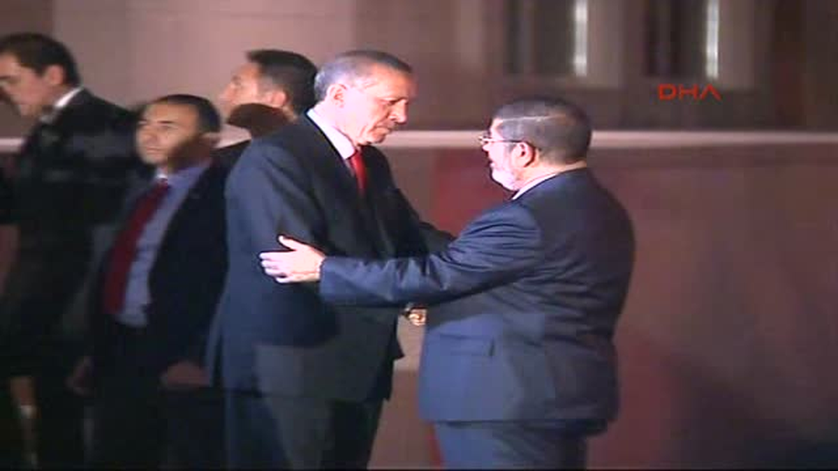 Dışişleri Bakanlığı Mursi\'nin 20 Yıl Hapis Cezasına Çarptırılmasını Esefle Karşılıyoruz