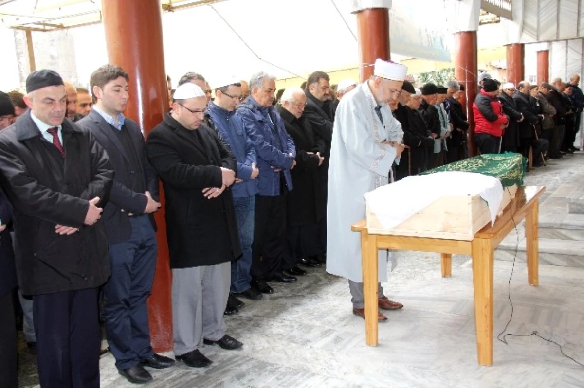 Fatma Nevzer Teyze Hakkın Rahmetine Kavuştu