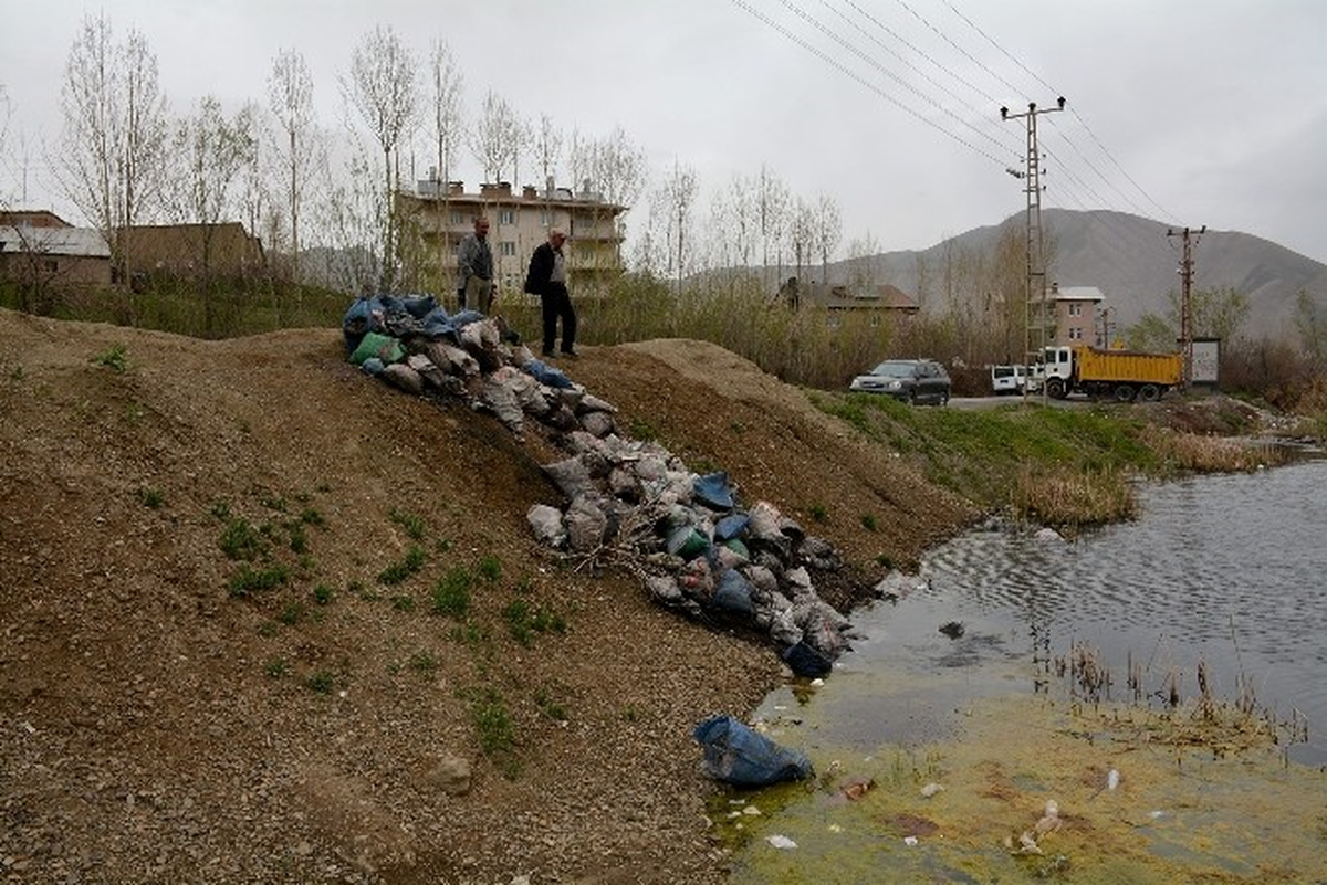 Hakkari\'de Çevre Kirliliği