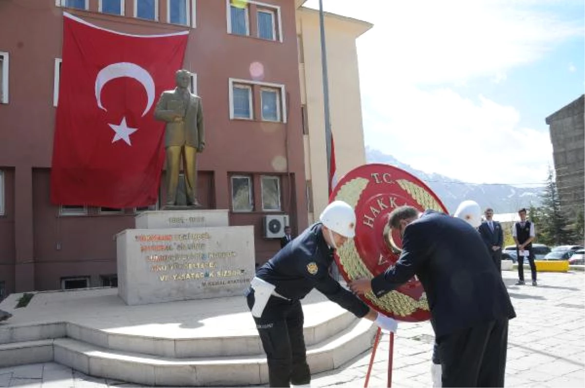 Hakkari\'nin Kurtuluşu Törenle Kutlandı