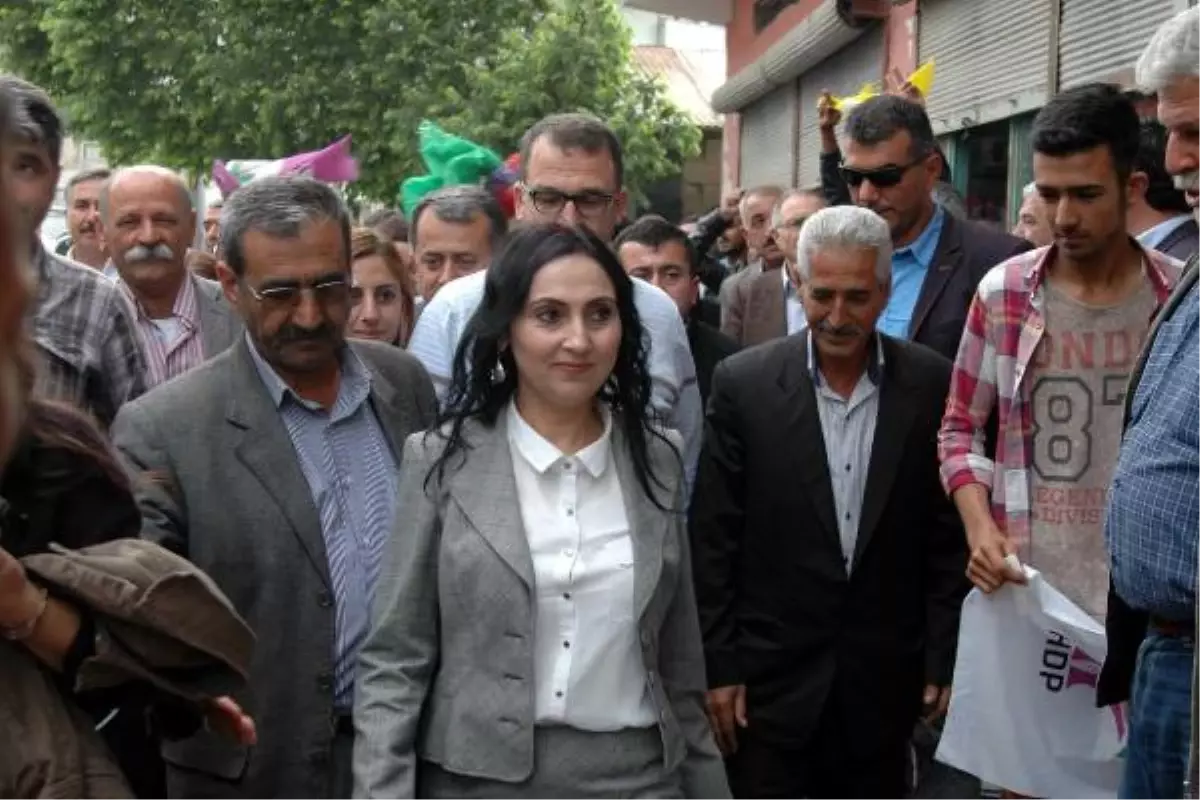 Hdp Eş Genel Başkanı Yüksekdağ: AK Parti de Cumhurbaşkanı da Sorunlar Çözülsün İstemiyor