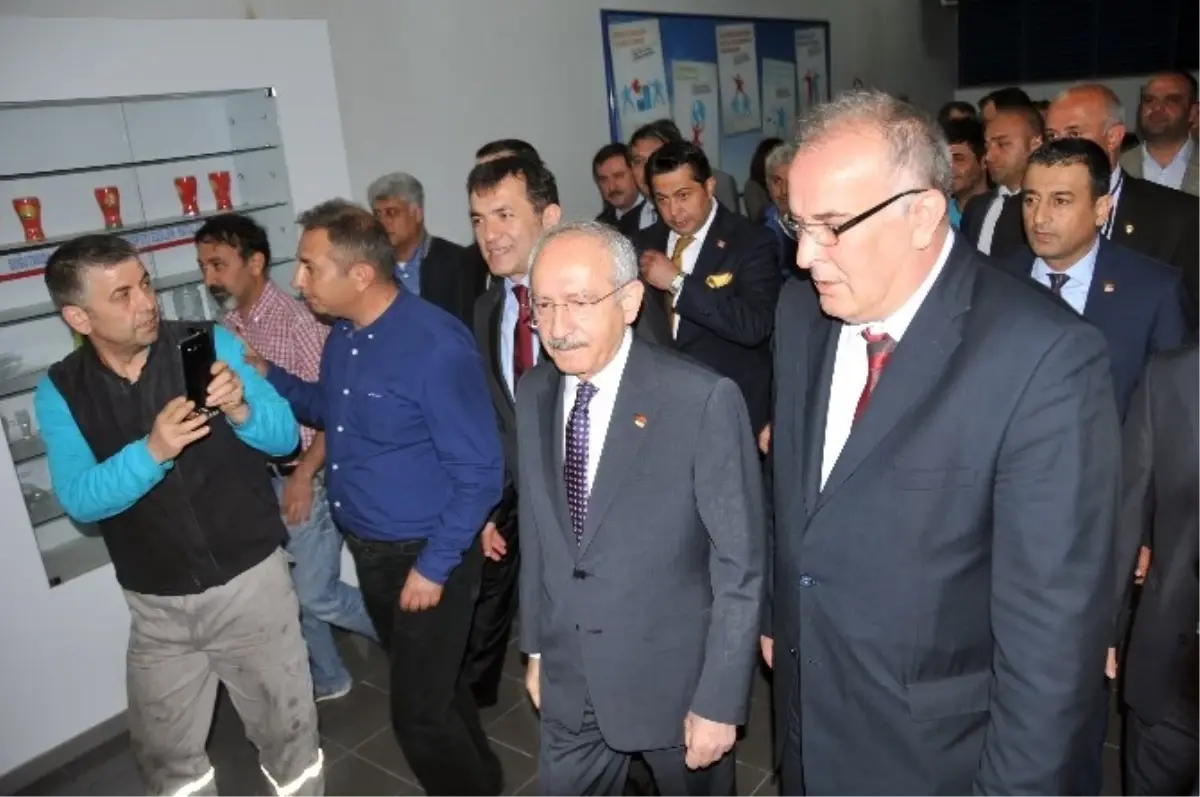 Kılıçdaroğlu\'nun Fabrika Ziyareti