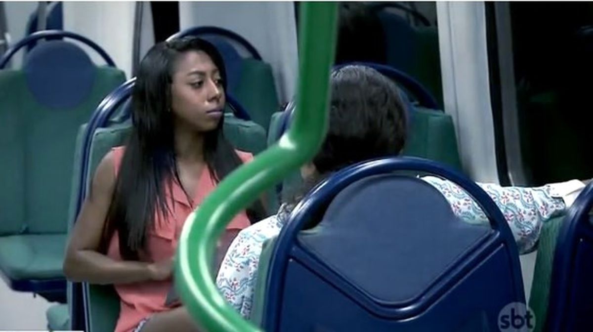 Metroda Yapılan \'Hayalet Kadın\' Şakası İzlenme Rekorları Kırıyor