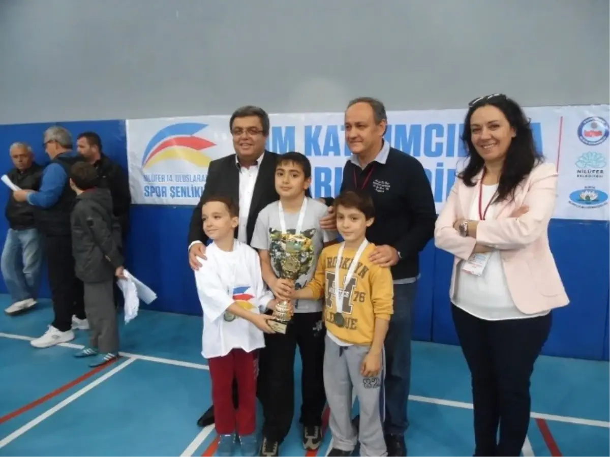 Nilüfer\'de Spor Şenlikleri Coşkusu Sürüyor