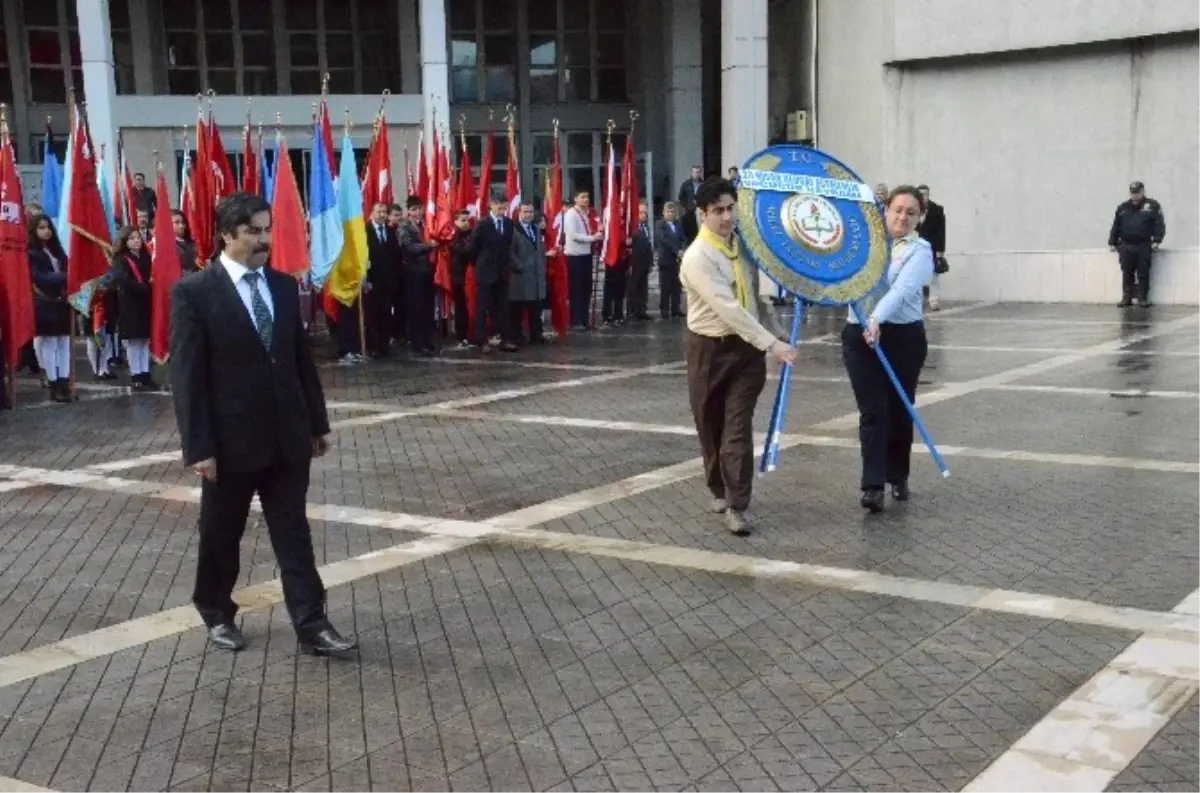 23 Nisan Ulusal Egemenlik ve Çocuk Bayramı Törenlerle Kutlandı