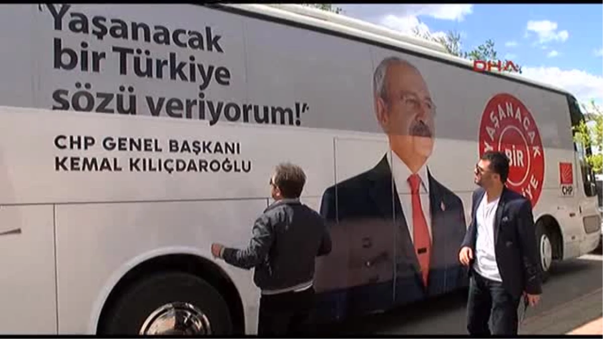 Antalya CHP Seçim Otobüsüne Taşlı Saldırı