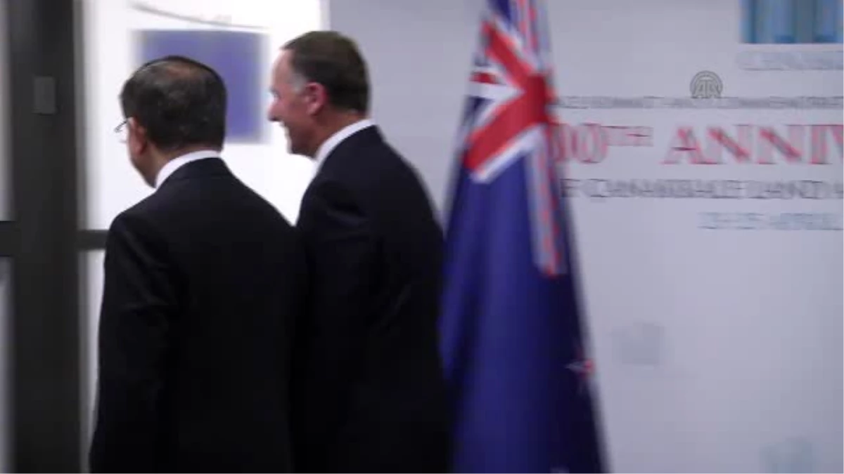 Başbakan Davutoğlu, Yeni Zelanda Başbakanı ile Bir Araya Geldi