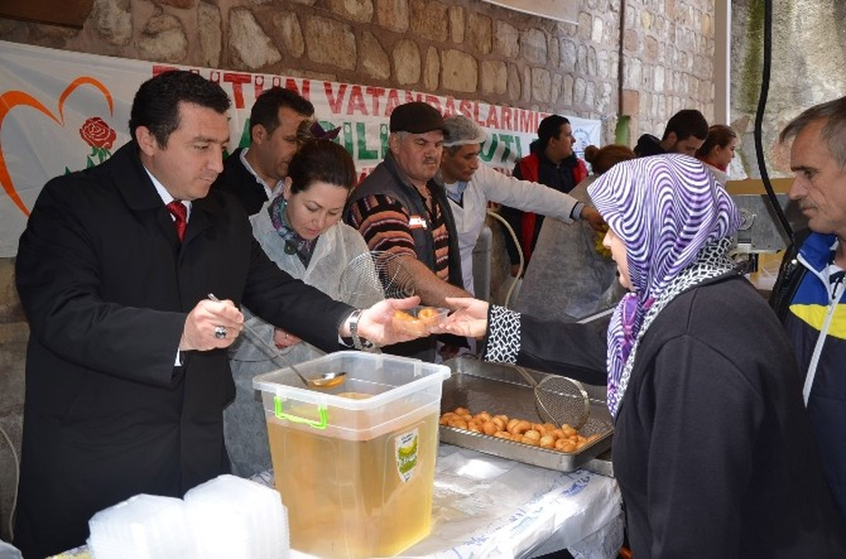 Başkan Bakıcı\'dan Lokma İkramı