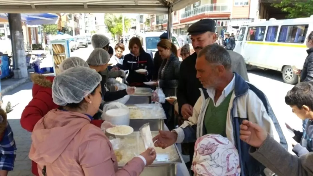 Büyükşehirden Lokma ve Pilav Hayrı