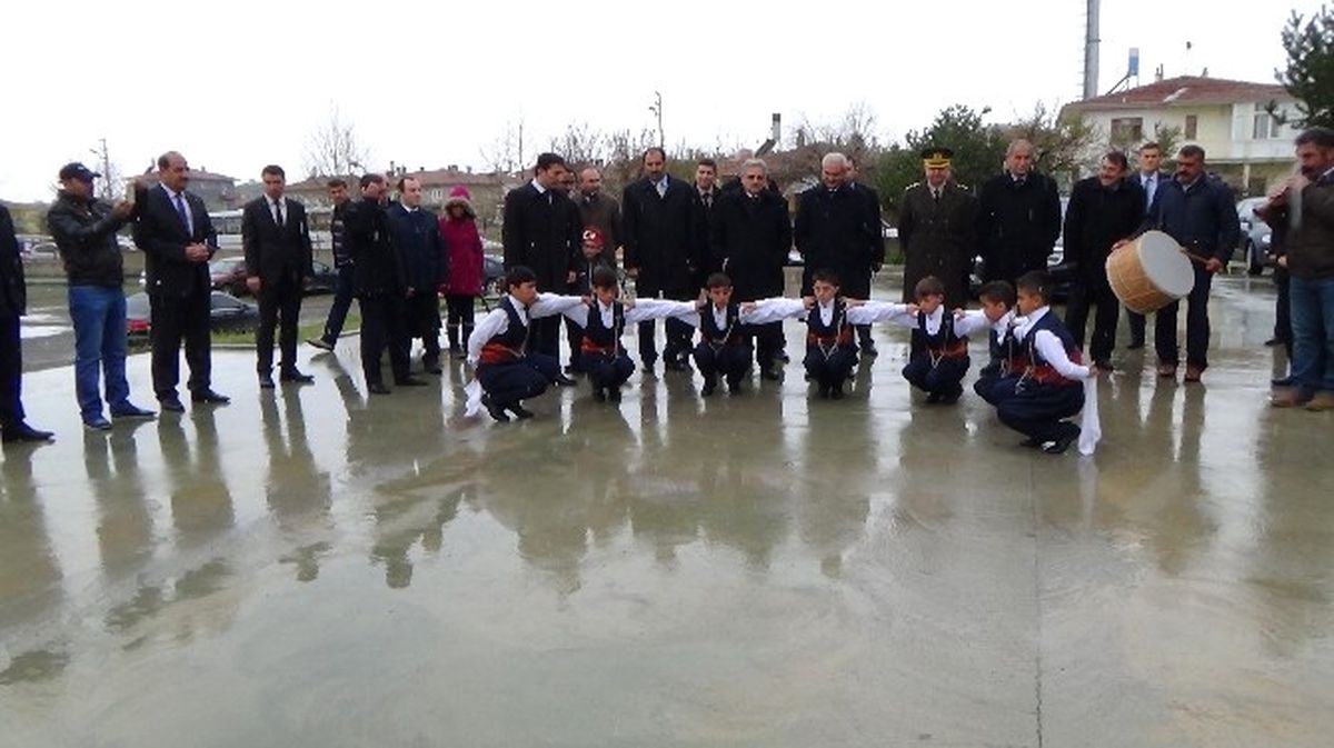Erzincan\'da 23 Nisan Coşkusu