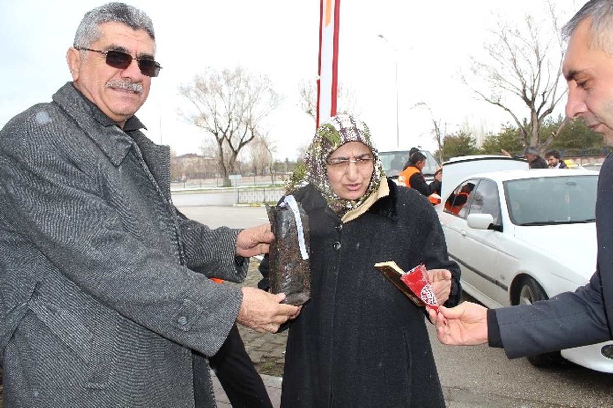 Erzurum Büyükşehir Belediyesi\'nden Her Mevtaya 1 Fidan