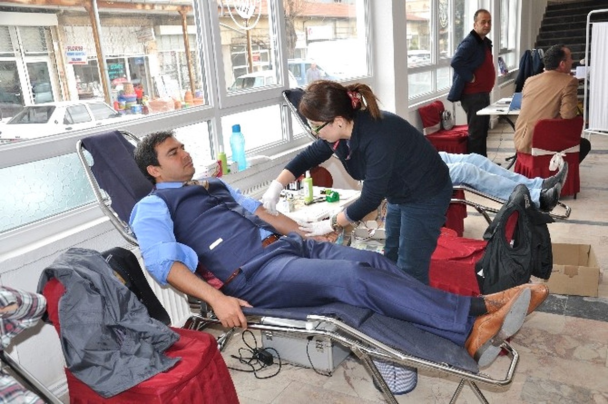 Kaymakamlık Personeli Kan Bağışında Bulundu