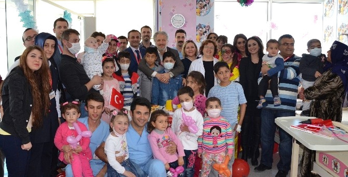 Medical Park Samsun Hastanesinde 23 Nisan Kutlandı