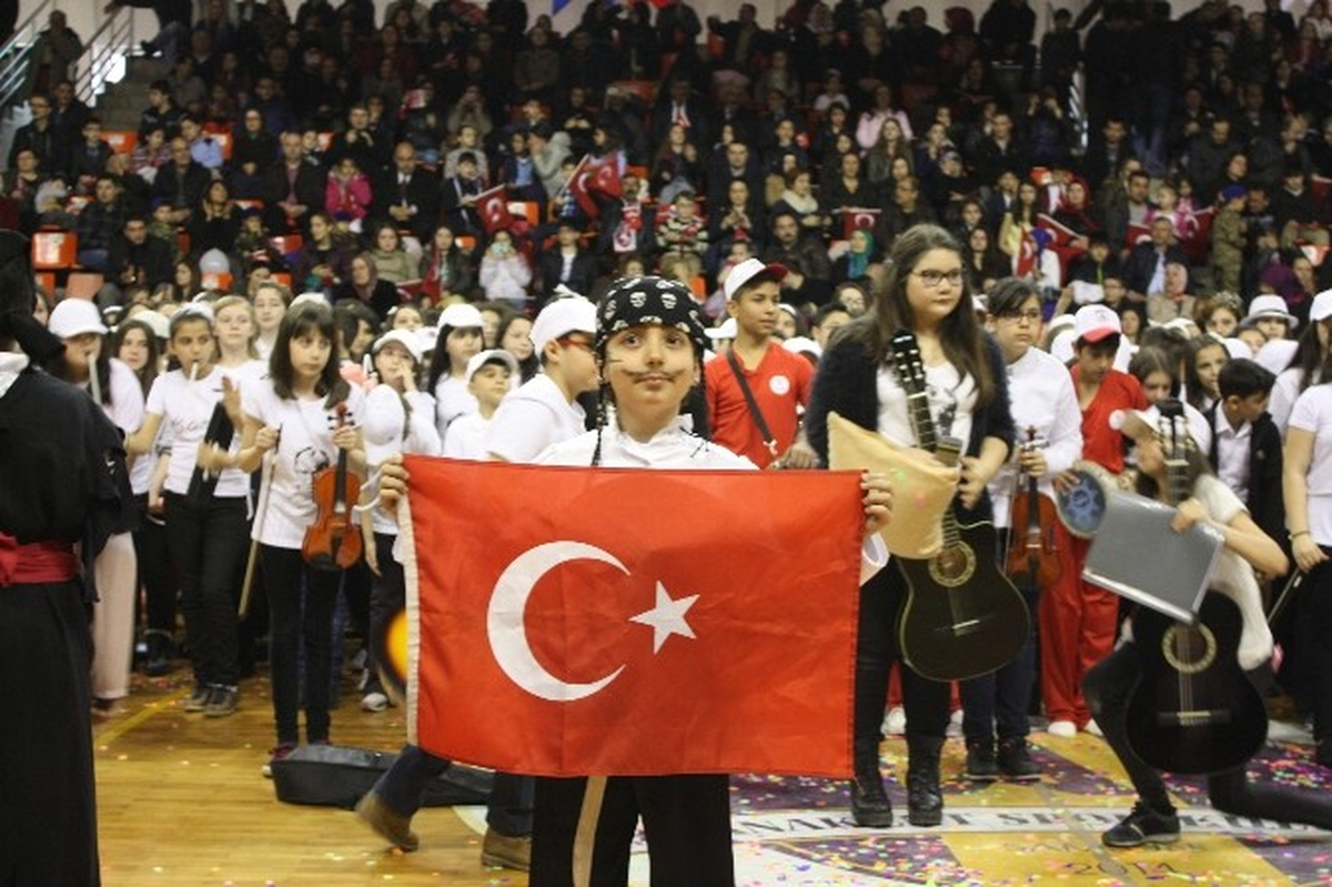 Samsun\'da 23 Nisan Coşkuyla Kutlandı