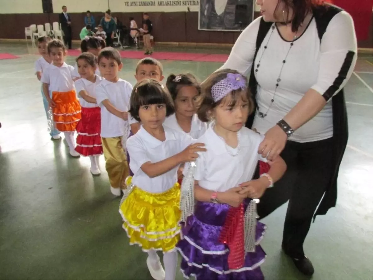 Savaş Çocuklarının 23 Nisan Coşkusu