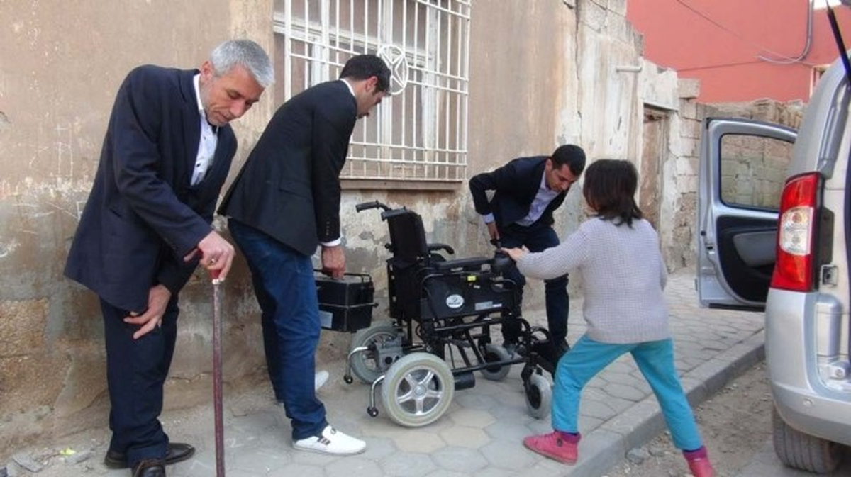 Suriyeli Engelli, Akülü Sandalyesine Kavuştu