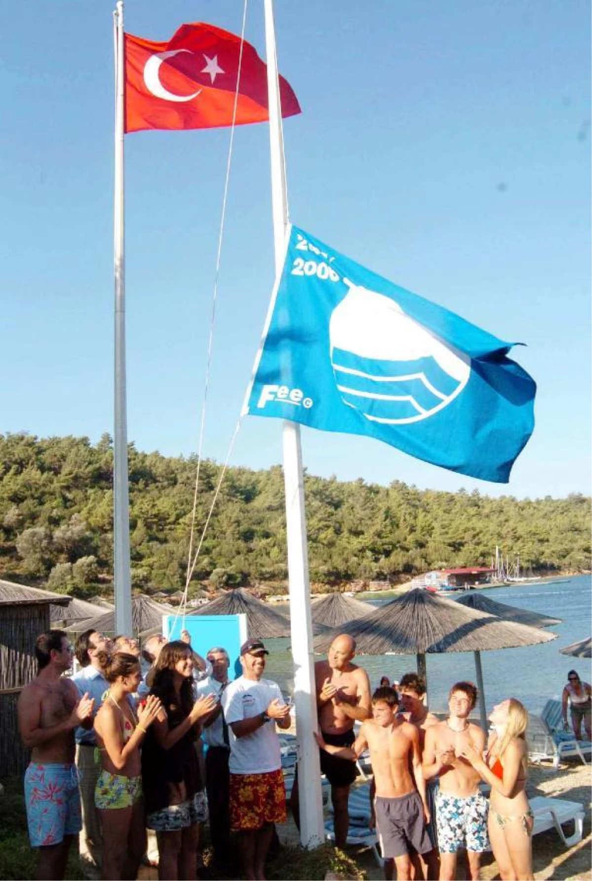 Turkey Rich İn \'Blue Flags\'