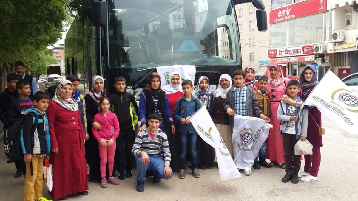Yetim Çocuklara İstanbul Gezisi