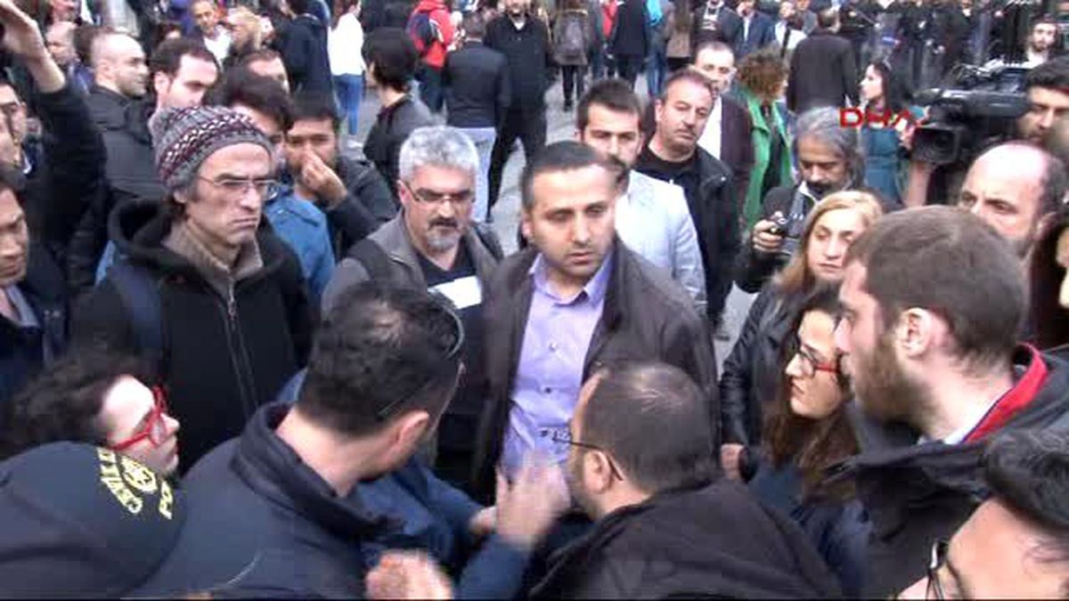 1915 Olaylarını Anan ve Protesto Eden Gruplara Polis Kordonu