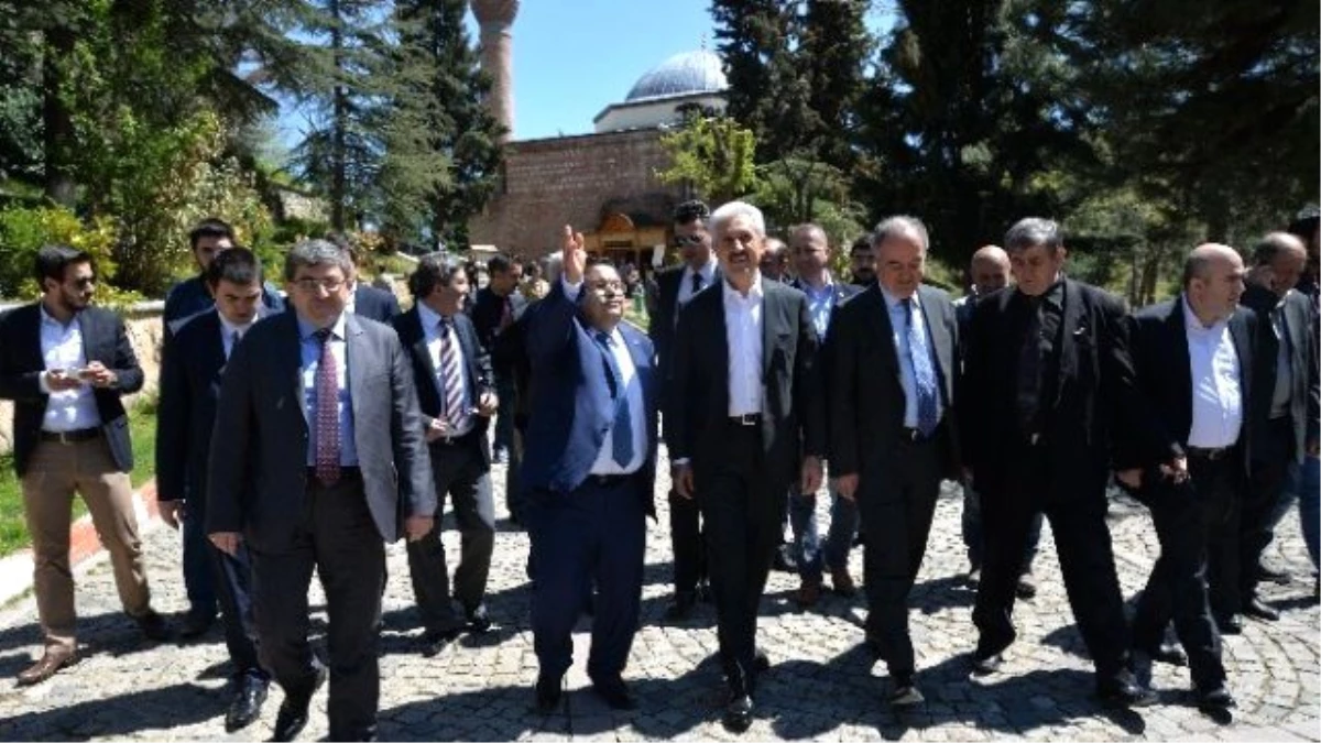 Eski Tff Başkanı Mehmet Ali Aydınlar Şeyh Edebali Türbesinin Ziyaret Etti