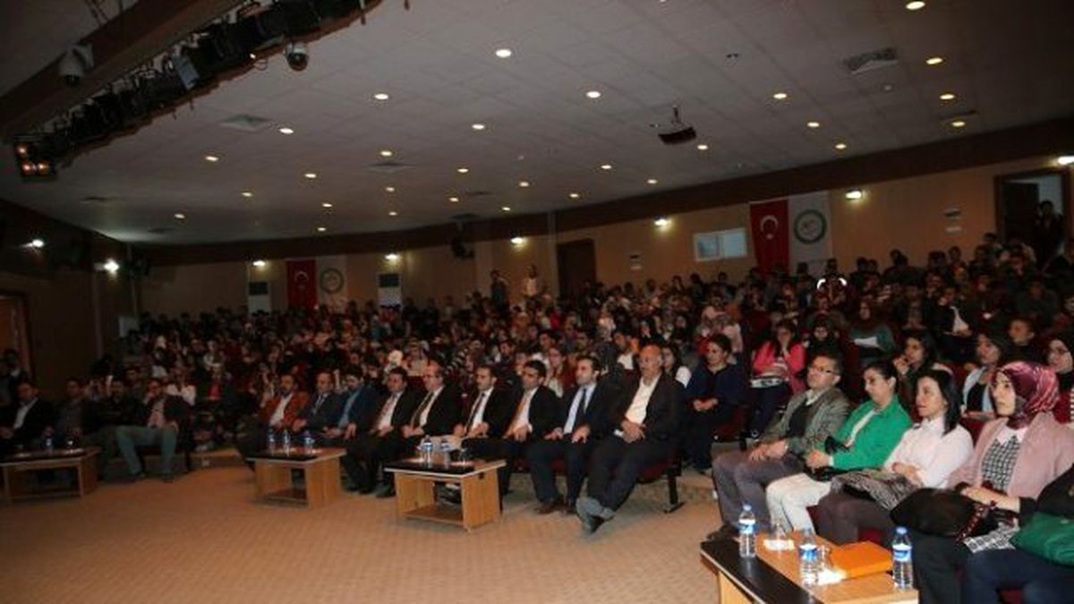 Iğdır\'da "Çevresel Etkenlerin Endokrin Sistemi Sağlığı Üzerine Etkileri" Konferansı