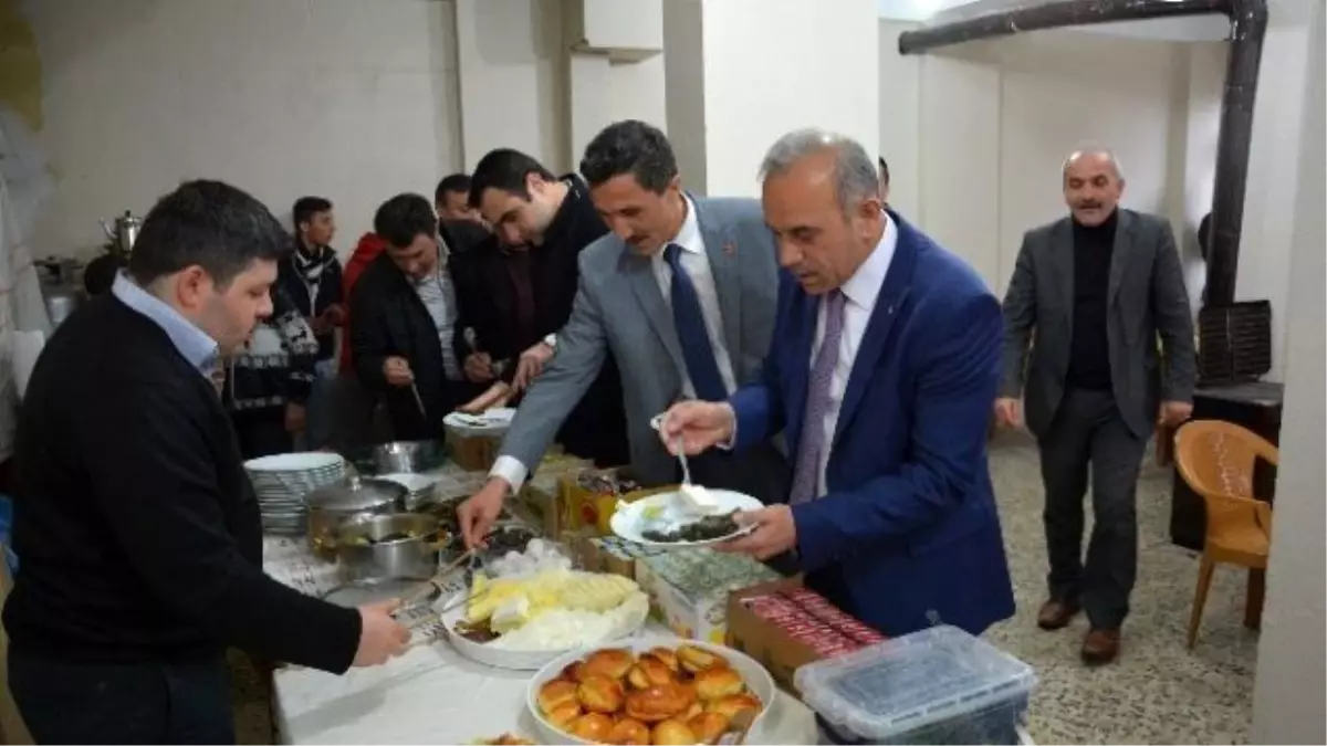 Kabadüz\'de Öğrenciler Yararına Kermes