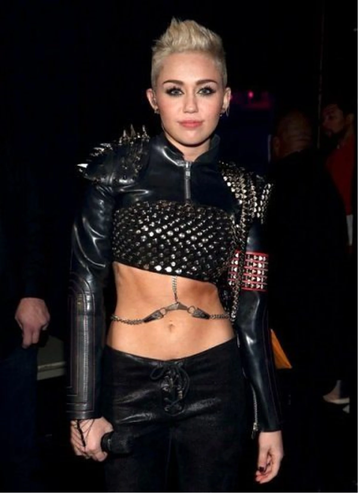 Dünyayı Sallayan Türk Fotoğrafçı, Miley Cyrus\'la Dudak Dudağa