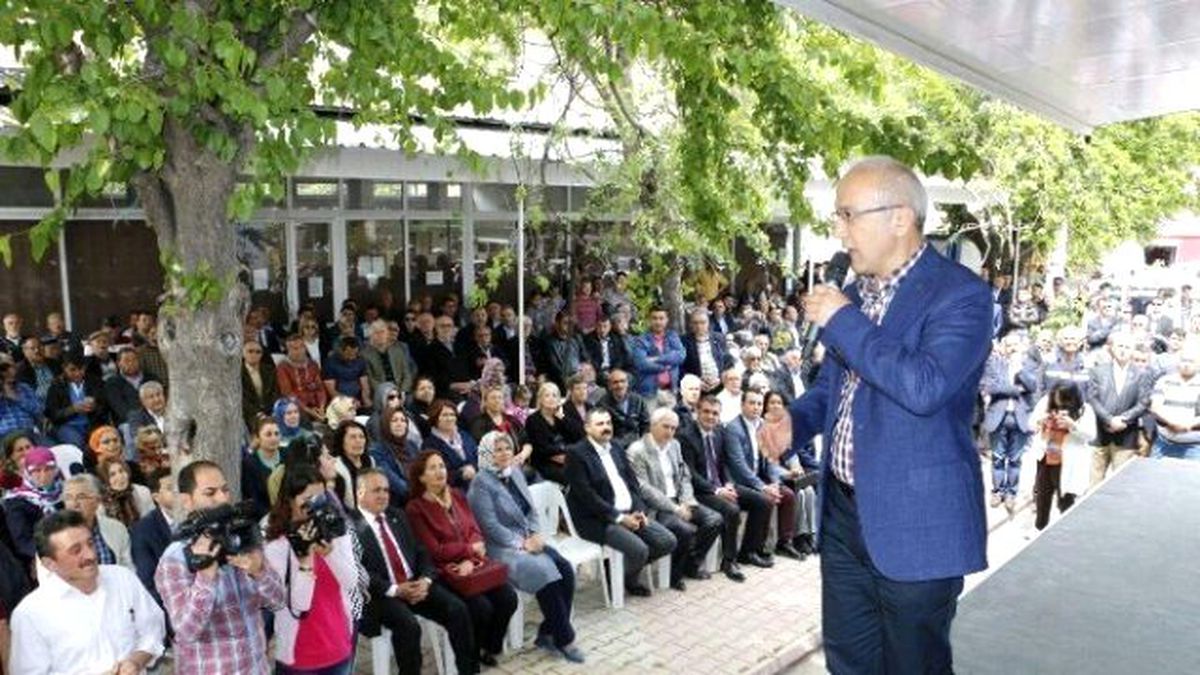 AK Parti\'li Lütfi Elvan\'ın Antalya Mitingi
