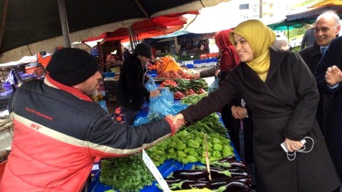 AK Parti Trabzon Milletvekili Ayşe Sula Köseoğlu Seçim Gezilerini Sürdürüyor