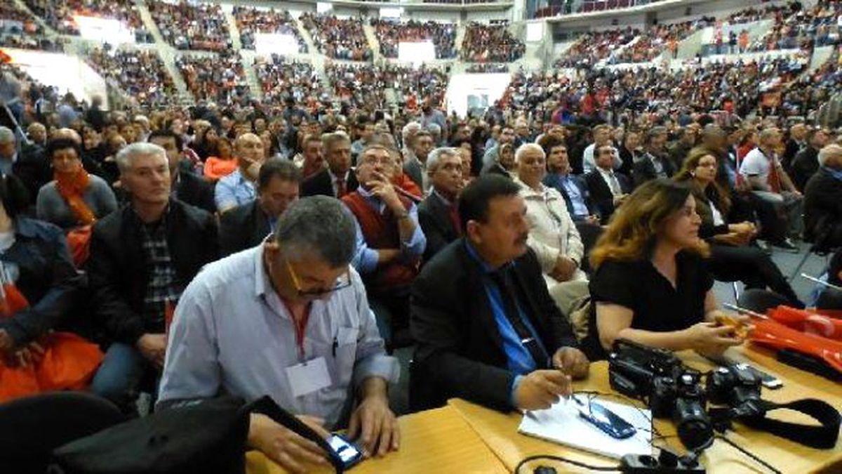 Almanya\'da CHP\'den Coşkulu Miting