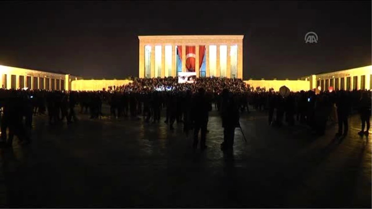 Anıtkabir, Gece Boyunca Ziyaretçilere Açık Kaldı