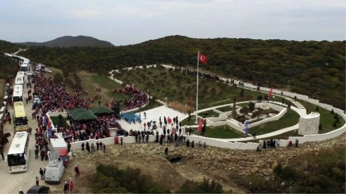 Bursa Şehitliğinde Gurur, Vefa, Gözyaşı