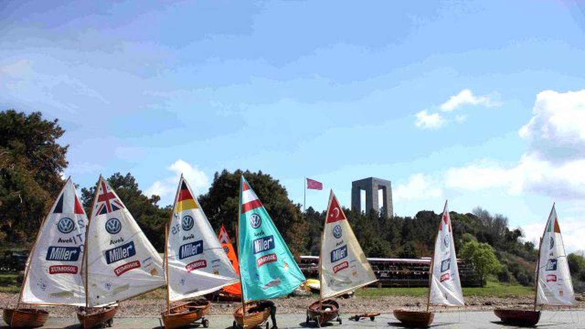 Çanakkale 100. Yıl Barış Rüzgarları Avek Dingi Festivali Başlıyor