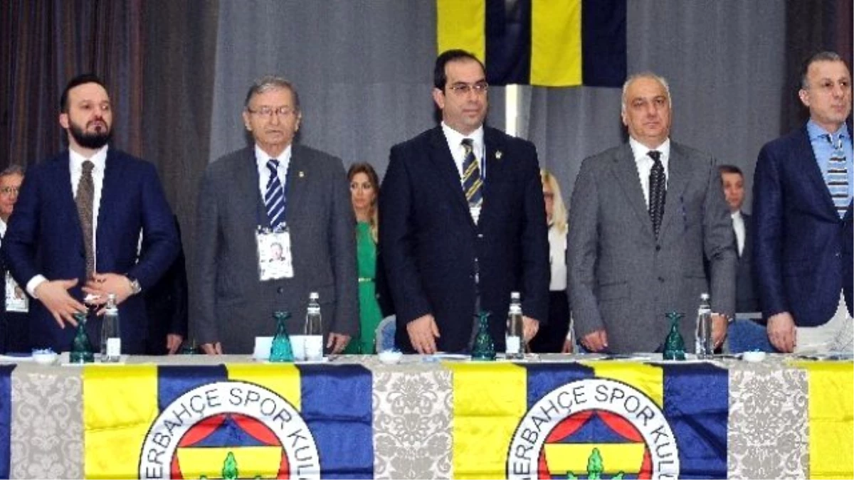 Fenerbahçe\'de Vefa Küçük, Yeniden Divan Kurulu Başkanı Seçildi