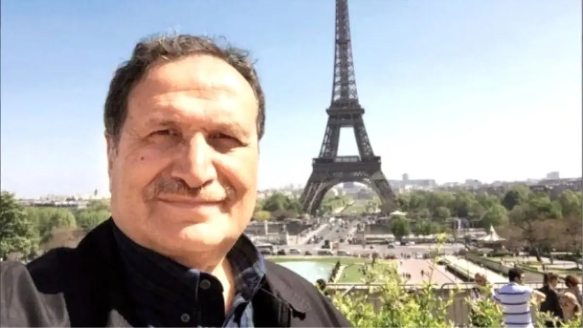 Firari Rektörden Eyfel 'Selfie'si