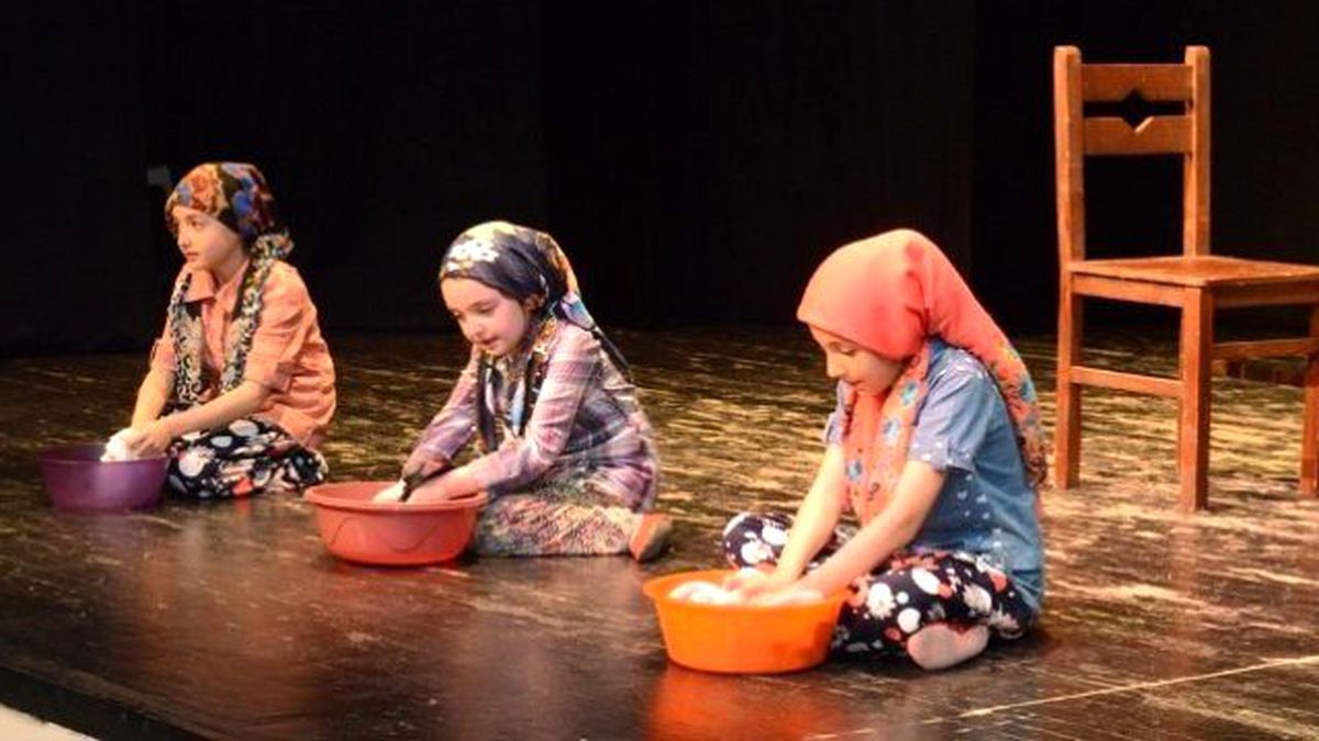 Minik Dramacılar Hünerlerini Sergiledi