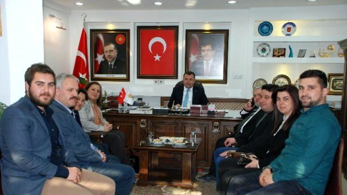 Rektör Adayından AK Parti\'ye Ziyaret
